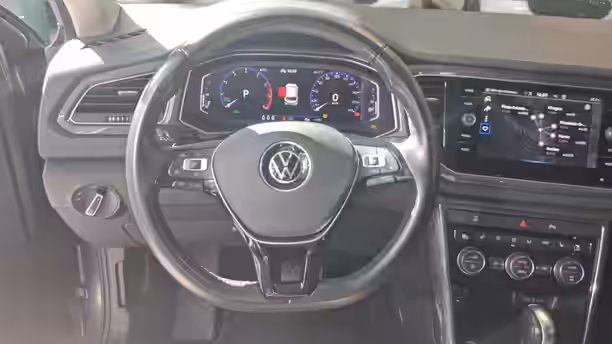 VOLKSWAGEN T-ROC 16 / 19