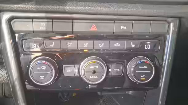 VOLKSWAGEN T-ROC 18 / 19
