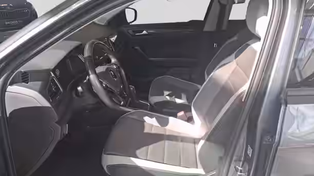 VOLKSWAGEN T-ROC 11 / 19