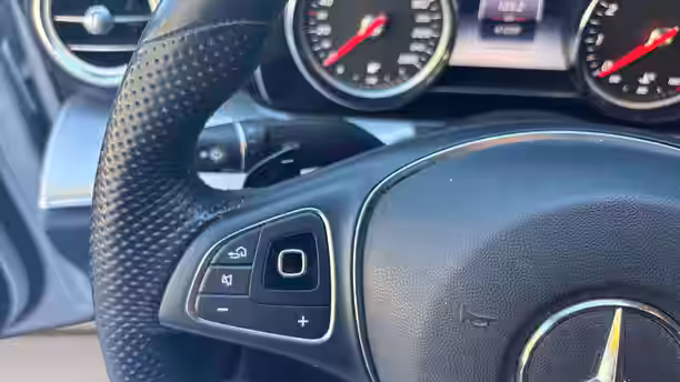 MERCEDES CLASSE E 18 / 21