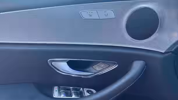 MERCEDES CLASSE E 16 / 21