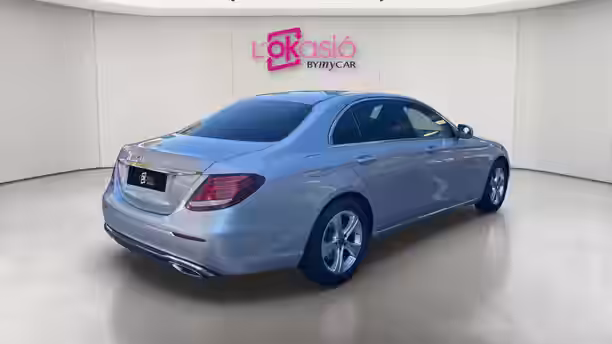MERCEDES CLASSE E 5 / 21
