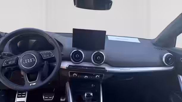 AUDI Q2 9 / 13