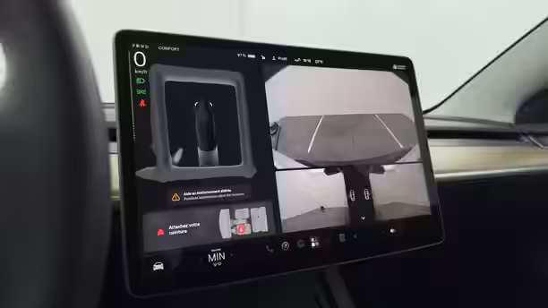 TESLA MODEL 3 24 / 39
