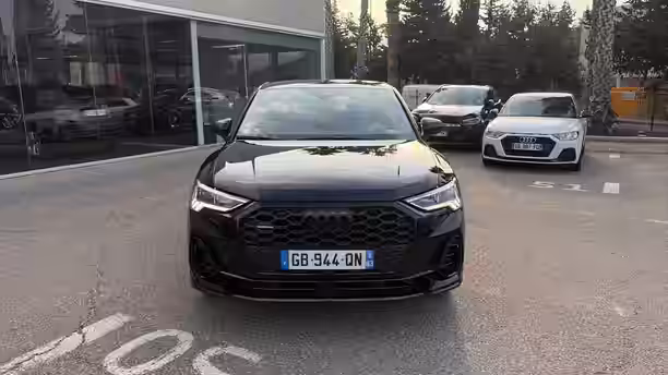 AUDI Q3 SPORTBACK 8 / 18
