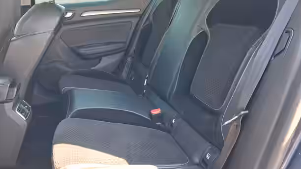 RENAULT MEGANE IV BERLINE 12 / 61