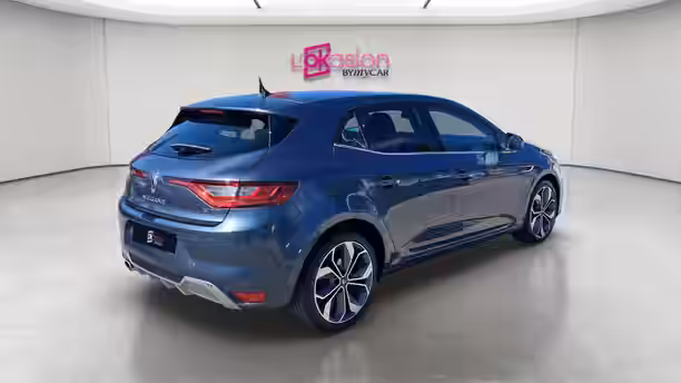 RENAULT MEGANE IV BERLINE 5 / 61