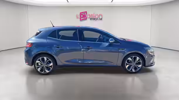 RENAULT MEGANE IV BERLINE 6 / 61