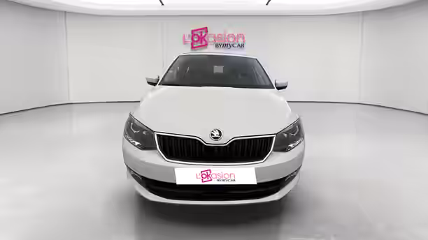 SKODA FABIA 8 / 28