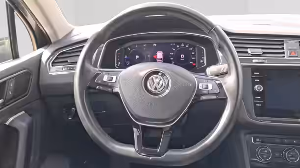 VOLKSWAGEN TIGUAN 10 / 51