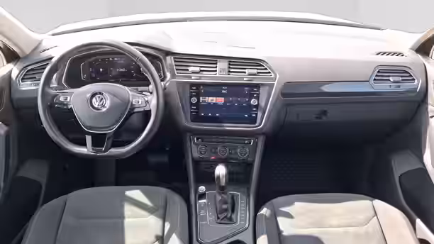 VOLKSWAGEN TIGUAN 9 / 51
