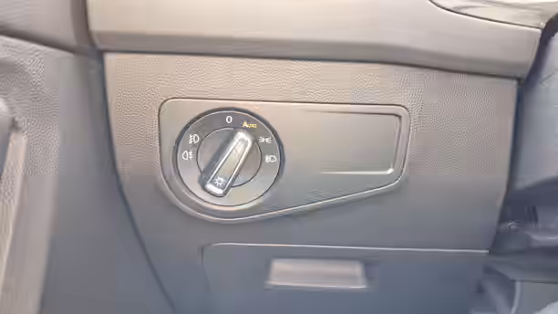 VOLKSWAGEN TIGUAN 28 / 51