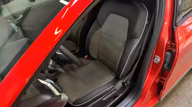 RENAULT CLIO V 27 / 33