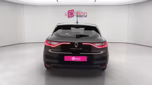 RENAULT MEGANE IV BERLINE BUSINESS 4 / 22