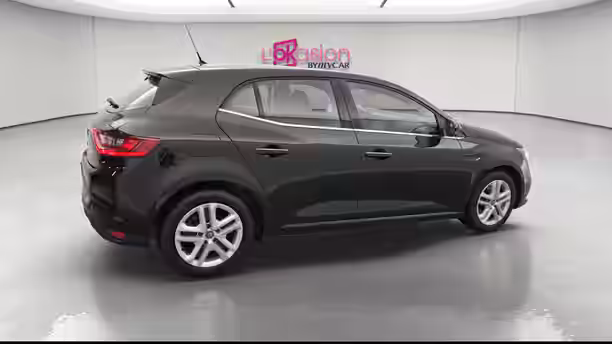 RENAULT MEGANE IV BERLINE BUSINESS 6 / 22