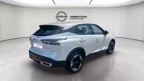 NISSAN QASHQAI 5 / 16