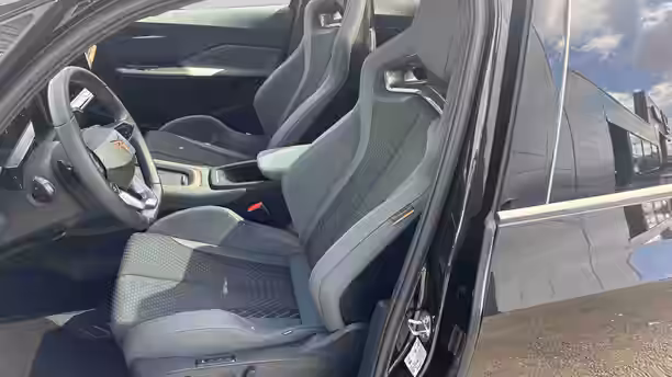 CUPRA BORN 17 / 21