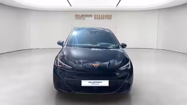 CUPRA BORN 8 / 21