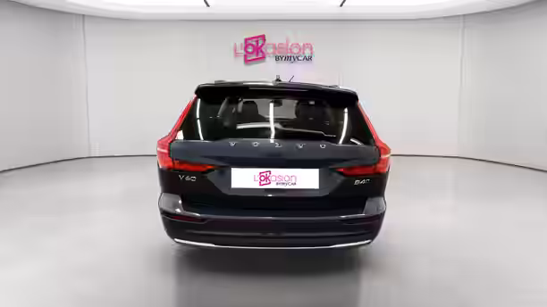 VOLVO V60 CROSS COUNTRY 4 / 28