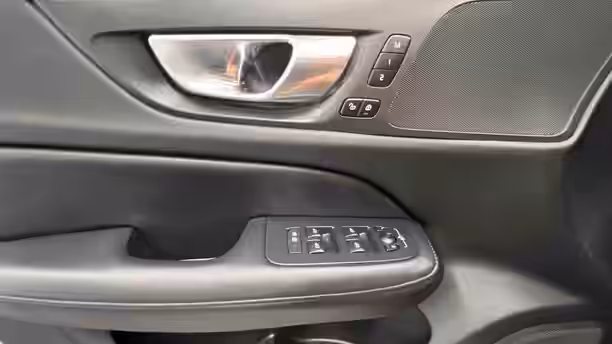 VOLVO V60 CROSS COUNTRY 17 / 28