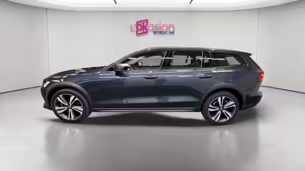 VOLVO V60 CROSS COUNTRY 2 / 28