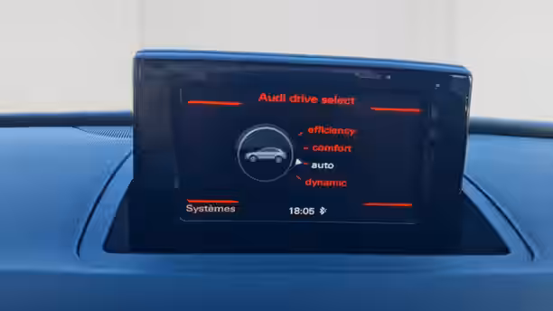 AUDI Q3 20 / 51
