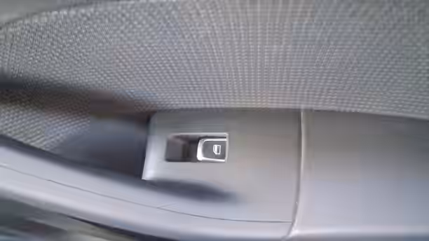 AUDI Q3 24 / 51