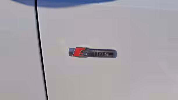 AUDI Q3 26 / 51