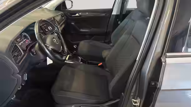 VOLKSWAGEN T-ROC 11 / 18