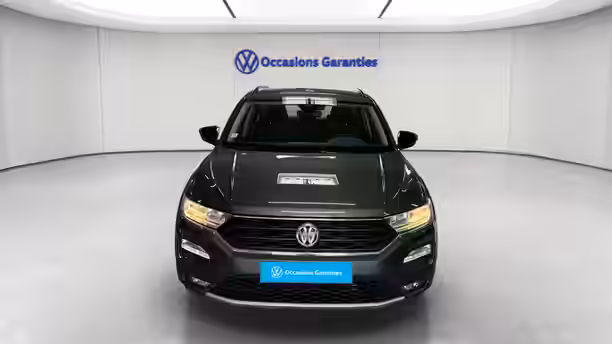 VOLKSWAGEN T-ROC 8 / 18