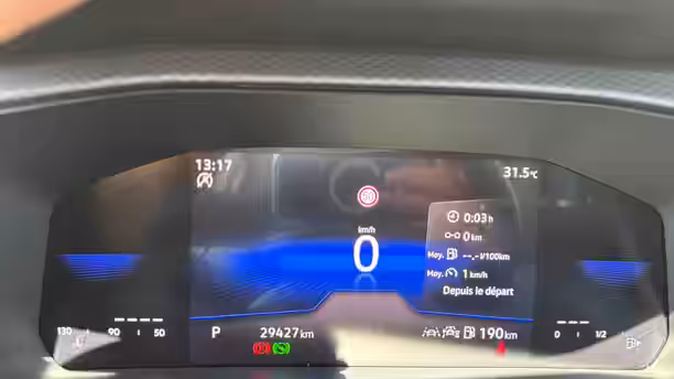 VOLKSWAGEN T-CROSS 10 / 32