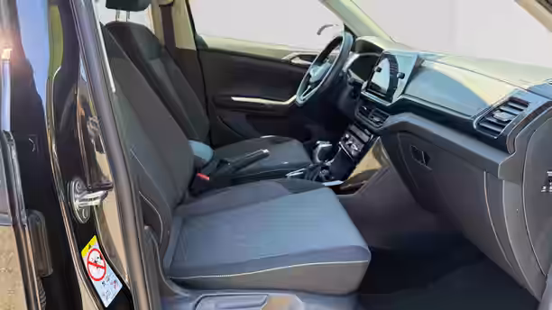 VOLKSWAGEN T-CROSS 20 / 32