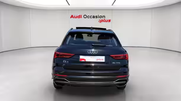 AUDI Q3 4 / 35