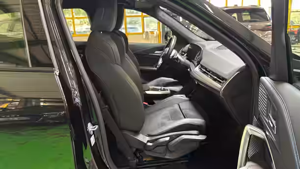 BMW X1 U11 37 / 38