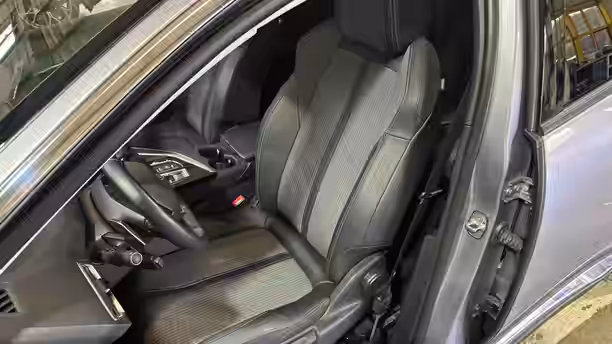 PEUGEOT 5008 29 / 35