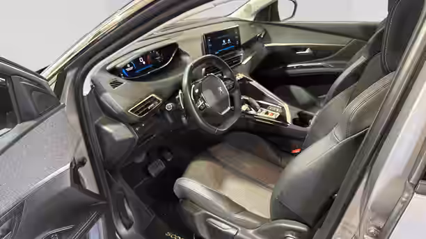PEUGEOT 5008 28 / 35