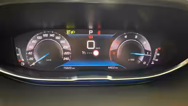 PEUGEOT 5008 13 / 35