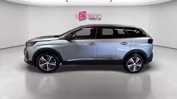 PEUGEOT 5008 2 / 35