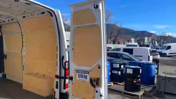 RENAULT MASTER FOURGON 16 / 24