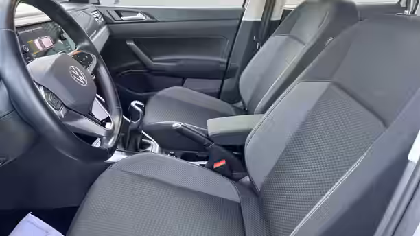 VOLKSWAGEN POLO 11 / 32