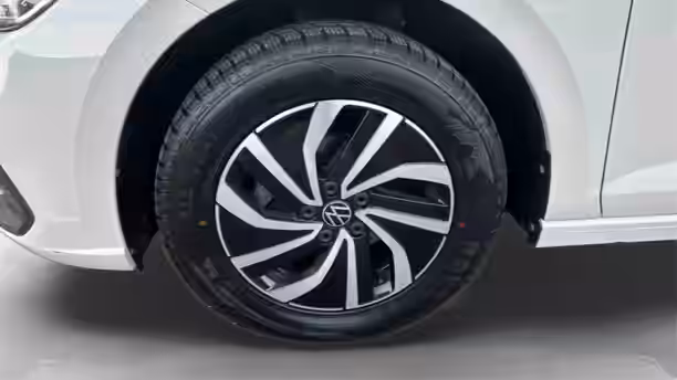 VOLKSWAGEN POLO 14 / 32