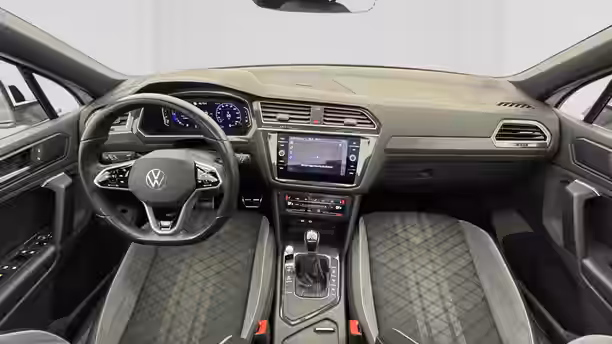 VOLKSWAGEN TIGUAN 9 / 29