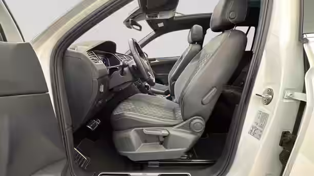 VOLKSWAGEN TIGUAN 11 / 29