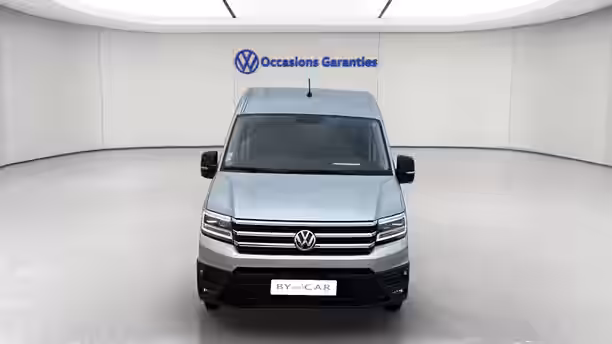 VOLKSWAGEN UTILITAIRES CRAFTER VAN 8 / 16