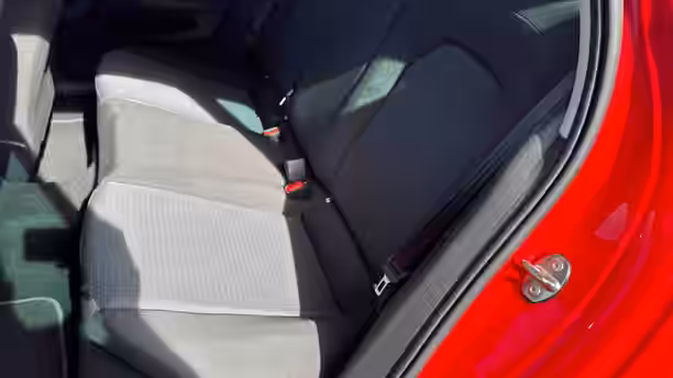 SEAT IBIZA 19 / 33