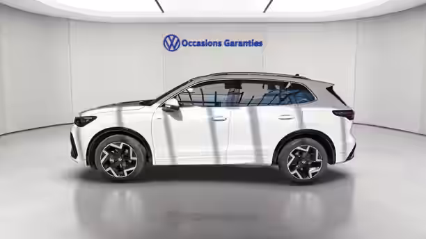 VOLKSWAGEN TIGUAN 2 / 18