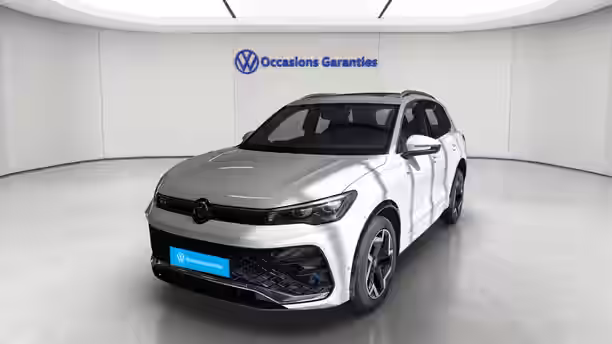 VOLKSWAGEN TIGUAN 1 / 18