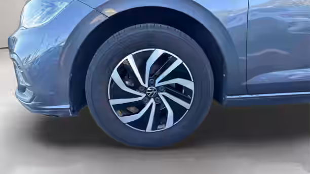 VOLKSWAGEN POLO 16 / 27