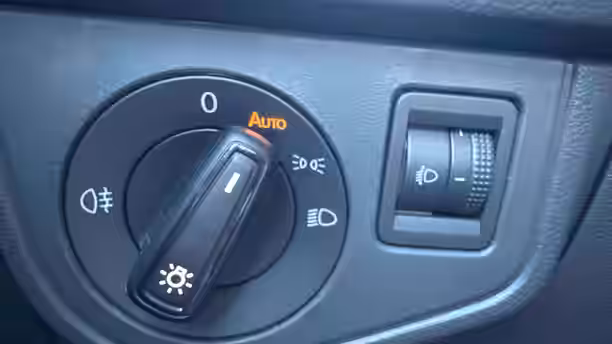 VOLKSWAGEN POLO 23 / 27