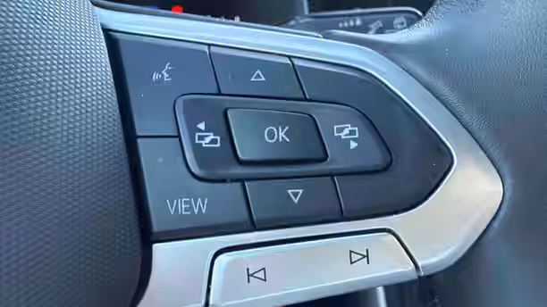 VOLKSWAGEN POLO 25 / 27